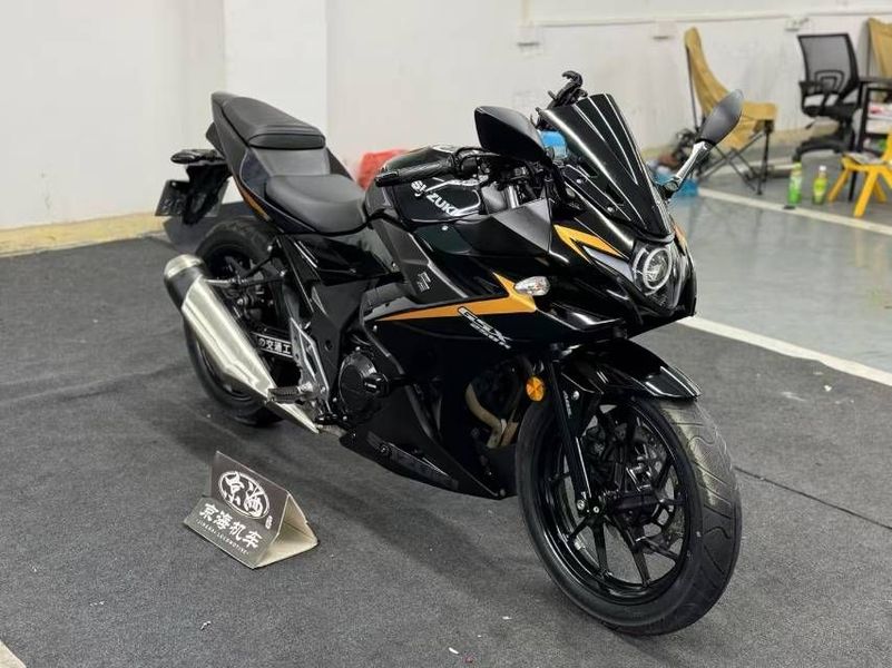 二手豪爵铃木GSX250R