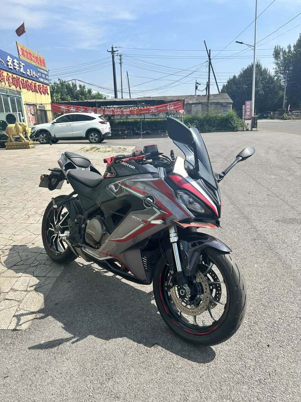二手QJMOTOR赛400