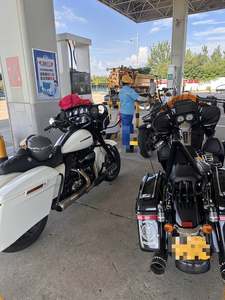 二手哈雷戴维森大道滑翔 Street Glide