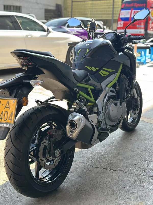 二手川崎Z900
