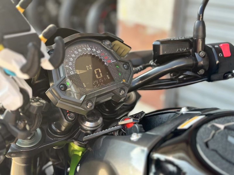 二手川崎Z900