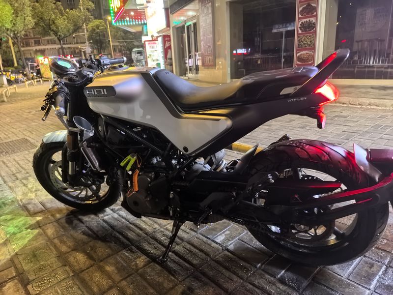 二手HUSQVARNA白箭 401