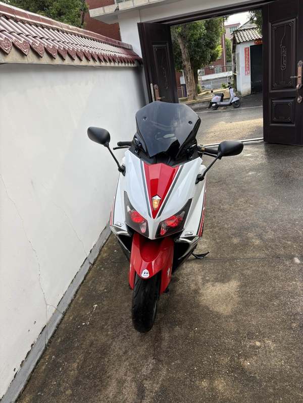 二手雅马哈TMAX