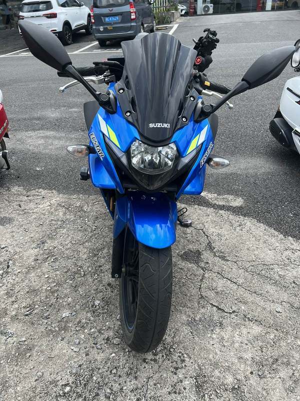 二手豪爵铃木GSX250R