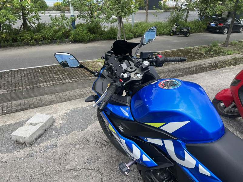 二手豪爵铃木GSX250R