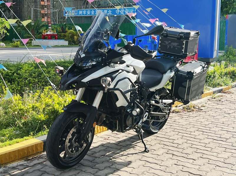 二手贝纳利金鹏 TRK502