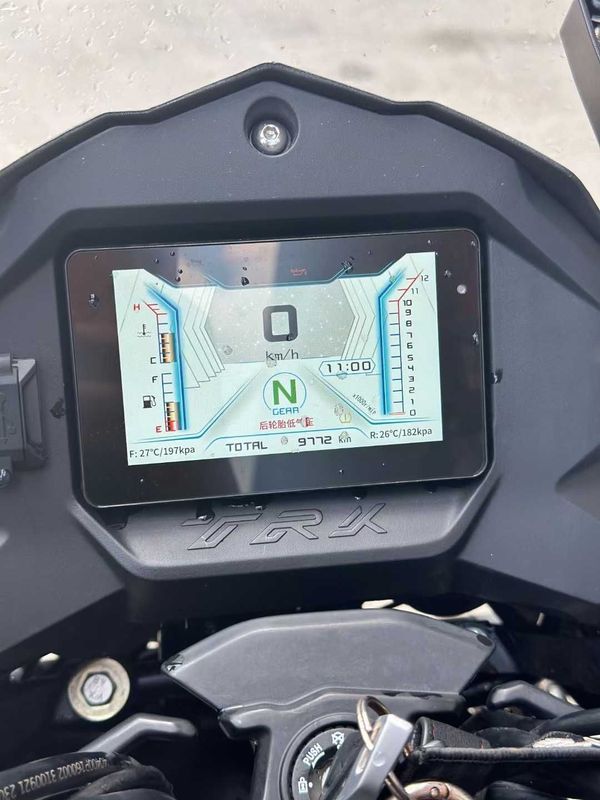 二手贝纳利金鹏 TRK502