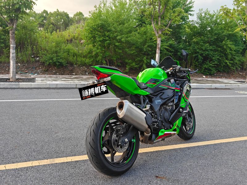 二手川崎ZX-4R