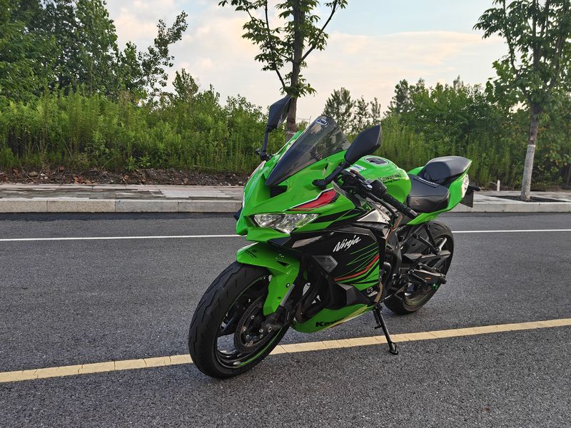 二手川崎ZX-4R