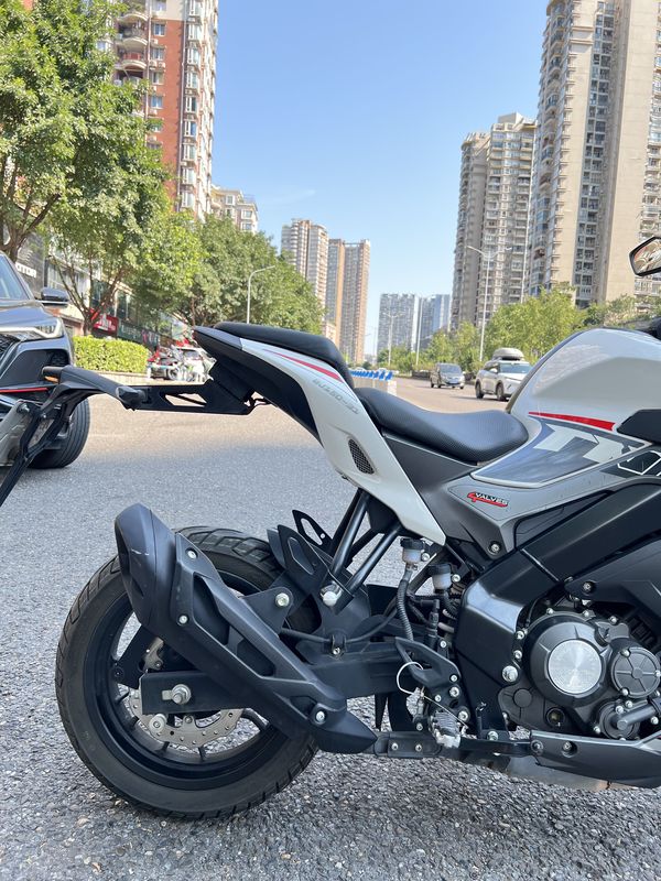 二手贝纳利小迅龙 BN150S