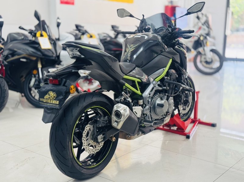 二手川崎Z900
