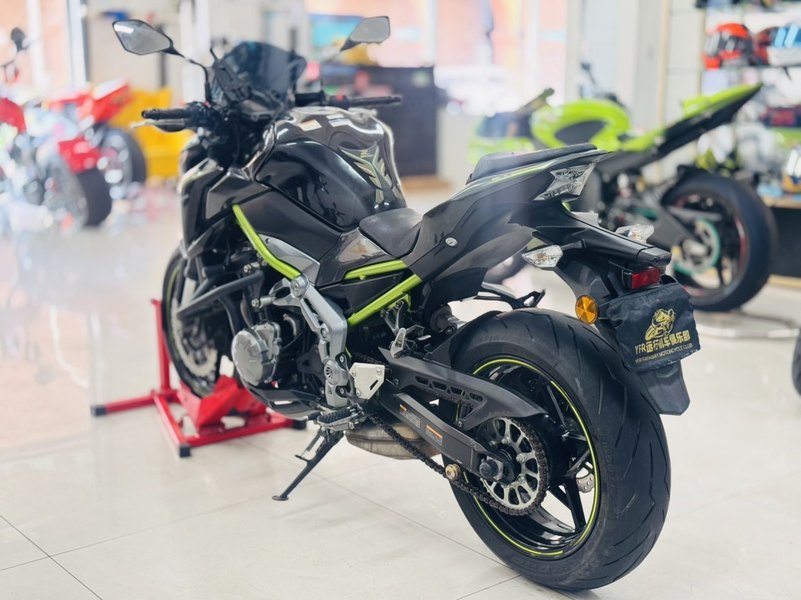 二手川崎Z900