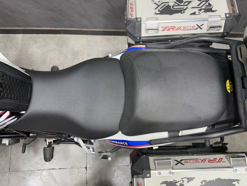 二手贝纳利金鹏 TRK502