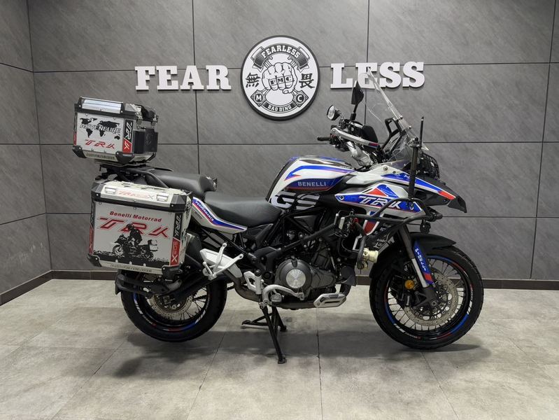 二手贝纳利金鹏 TRK502