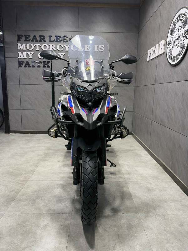 二手贝纳利金鹏 TRK502