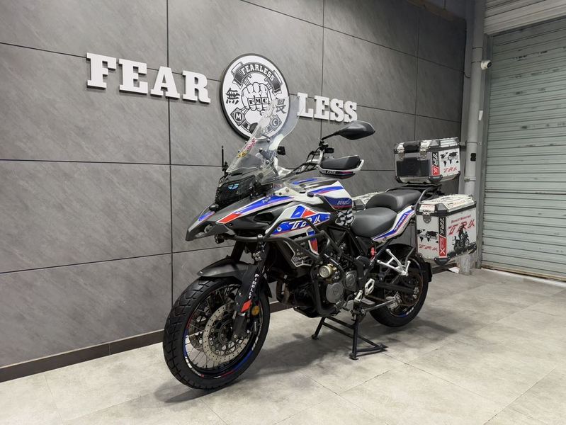 二手贝纳利金鹏 TRK502
