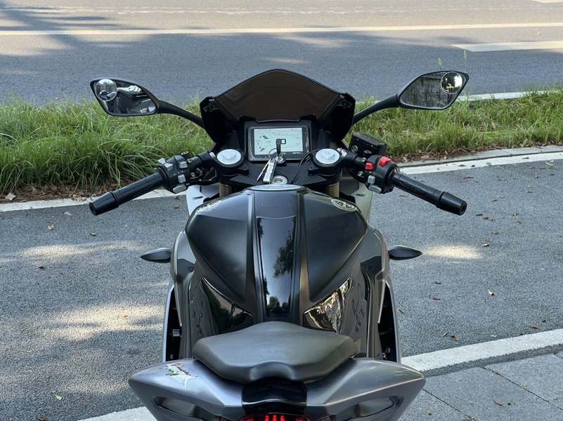二手贝纳利龙卷风 Tornado 302R