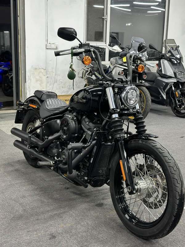 二手哈雷戴维森街霸 Street Bob