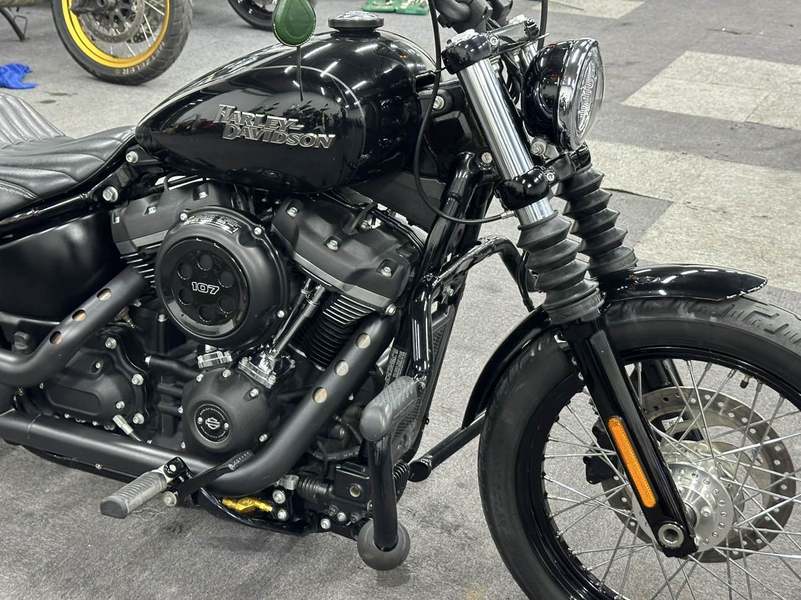 二手哈雷戴维森街霸 Street Bob