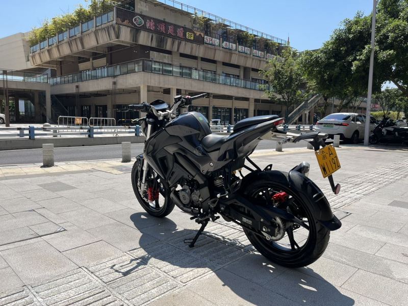 二手贝纳利小迅龙 BN150S