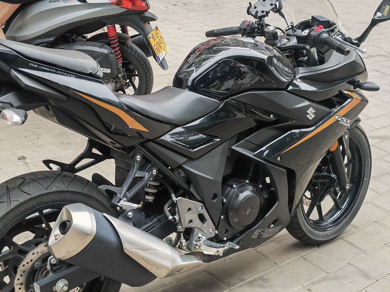 二手豪爵铃木GSX250R