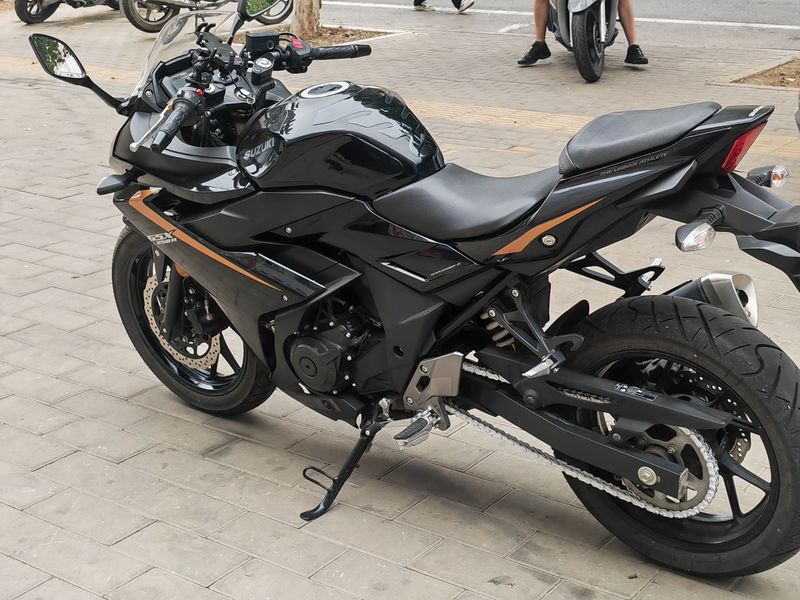 二手豪爵铃木GSX250R