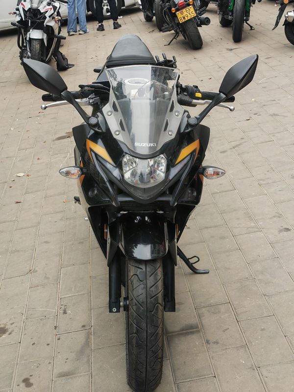 二手豪爵铃木GSX250R