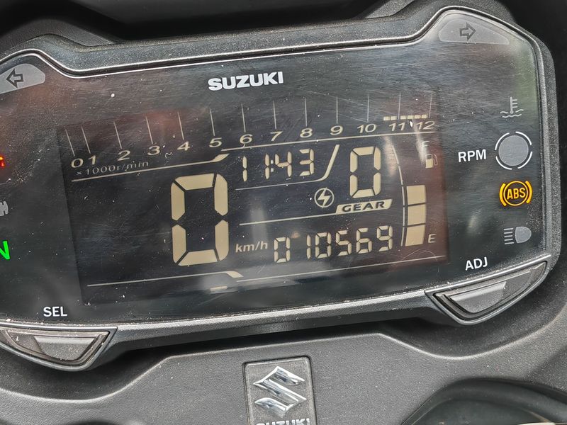 二手豪爵铃木GSX250R