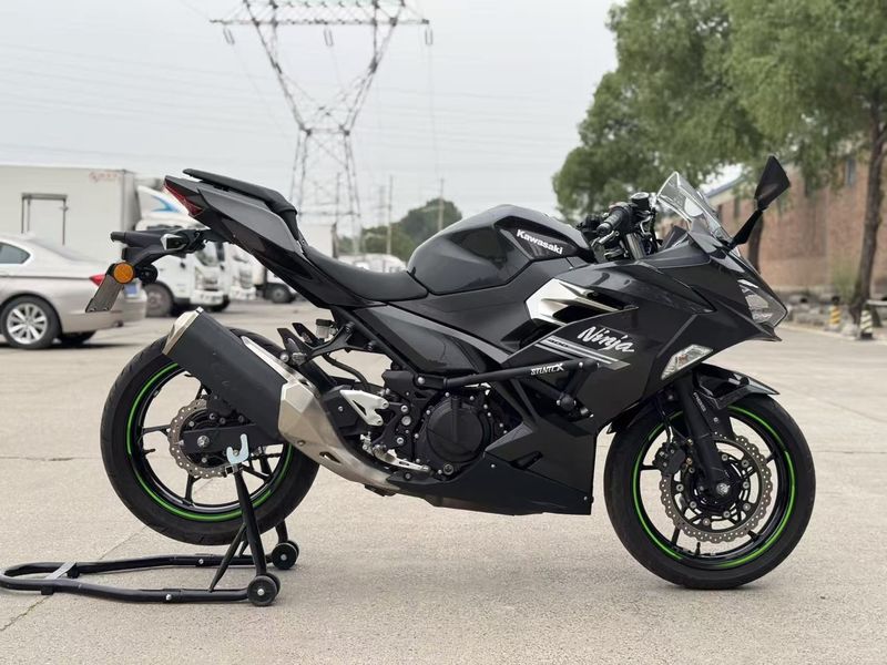 二手川崎Ninja 400