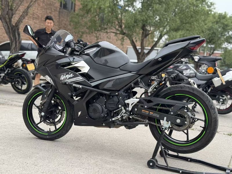 二手川崎Ninja 400