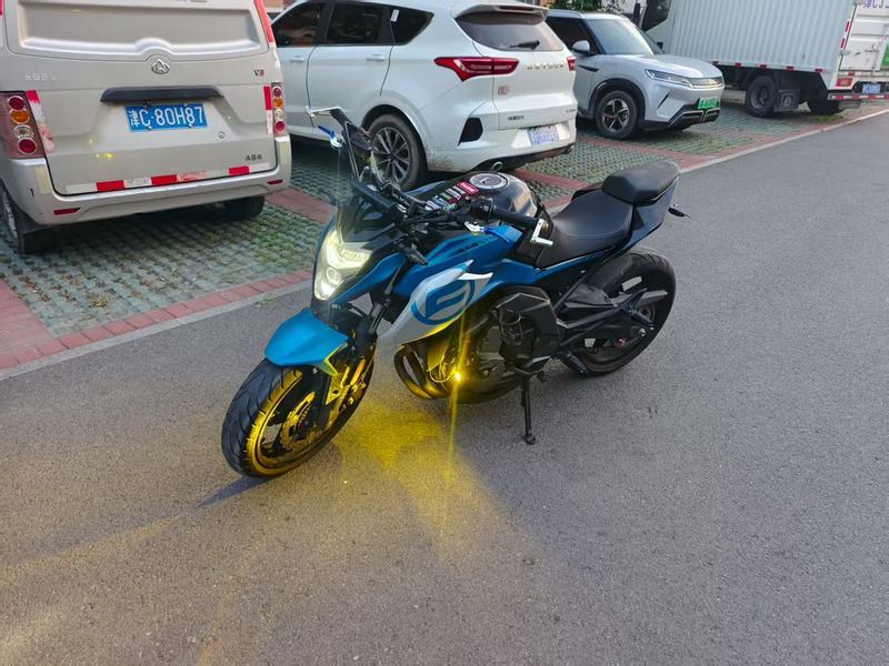 二手春风650NK
