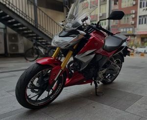 二手五羊本田CB190R 暴锋眼