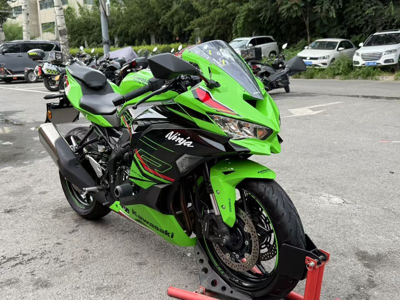二手川崎ZX-4R