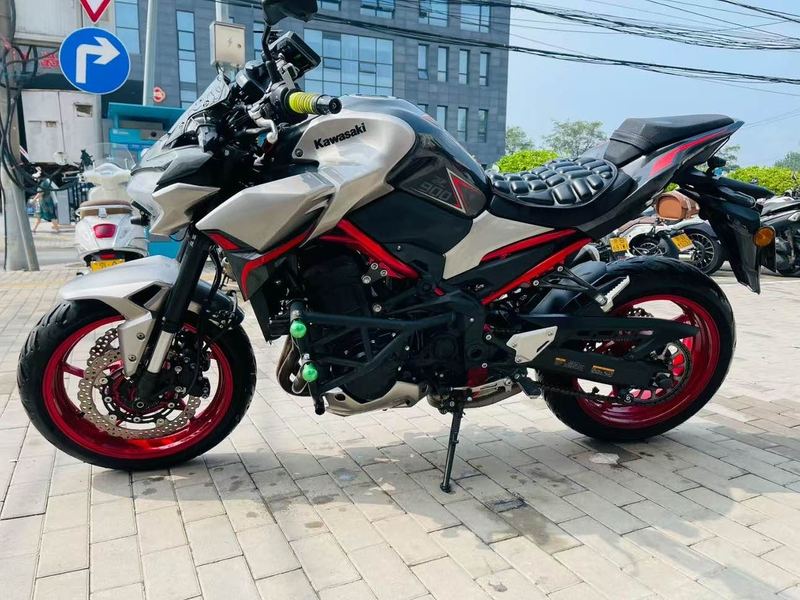 二手川崎Z900
