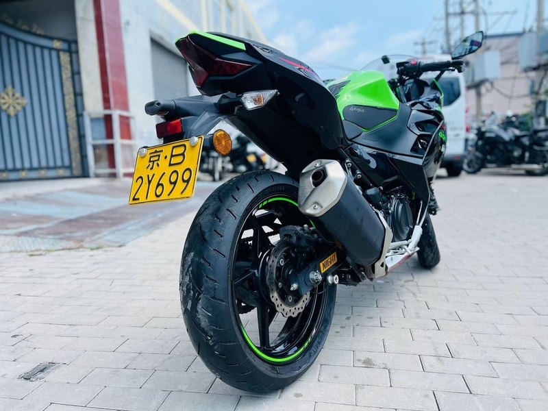 二手川崎Ninja 400