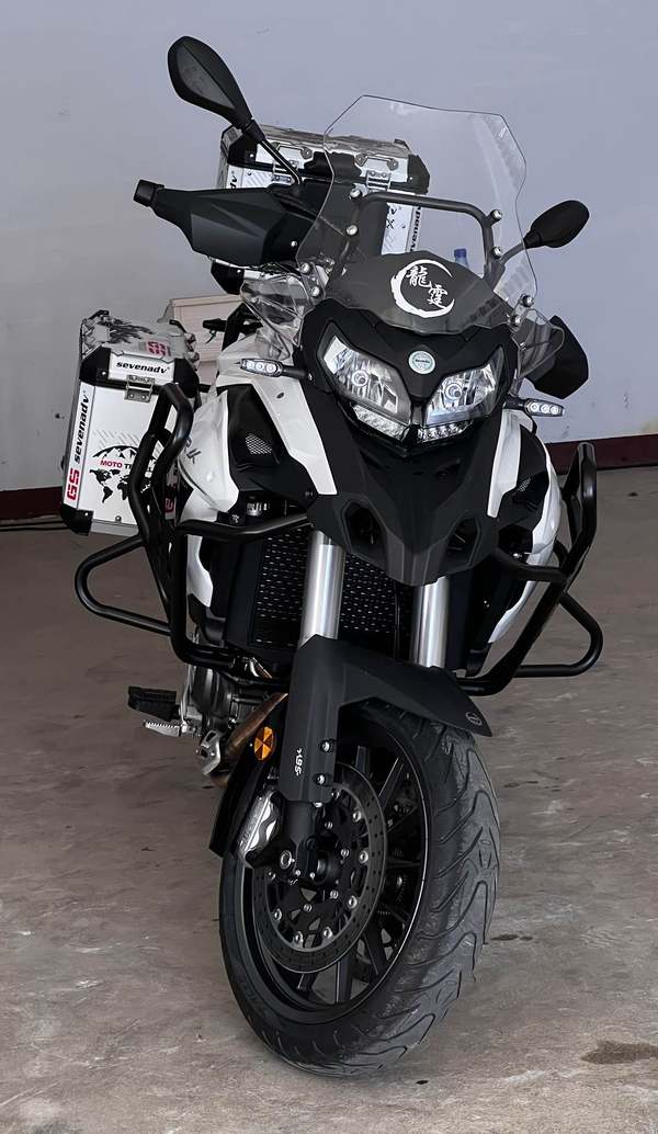 二手贝纳利金鹏 TRK502