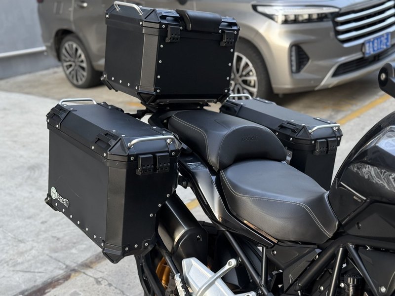 二手贝纳利金鹏 TRK502