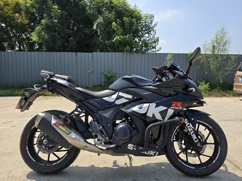 二手豪爵铃木GSX250R
