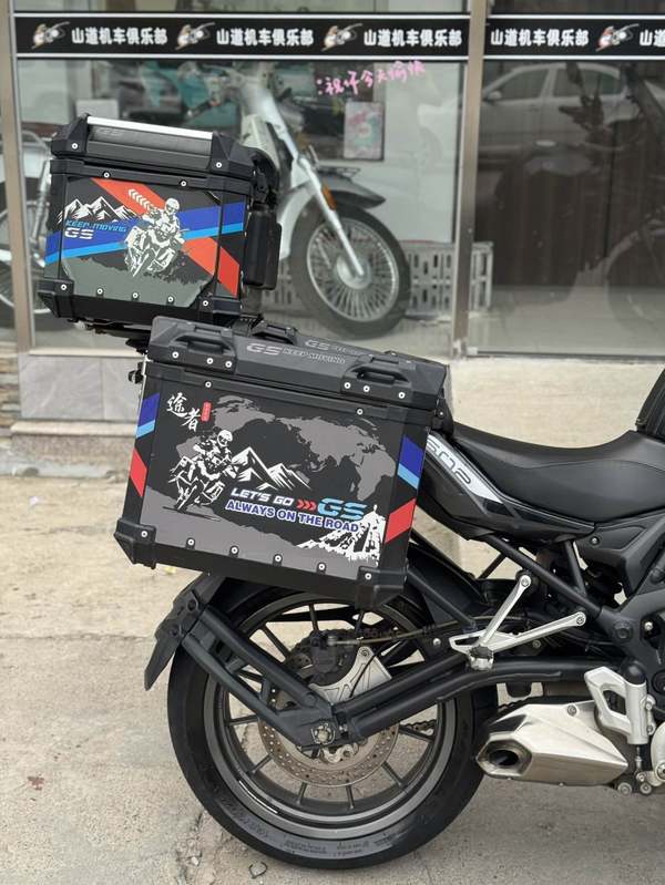 二手贝纳利金鹏 TRK502