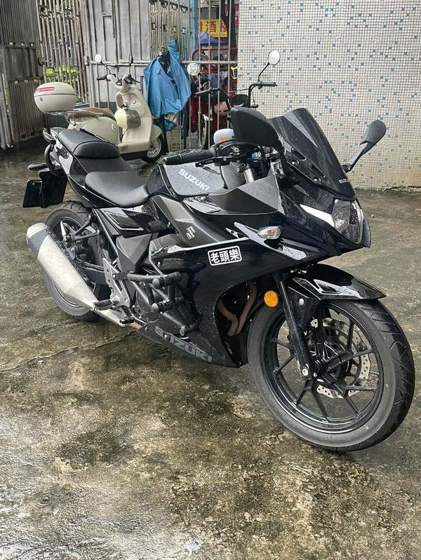 二手豪爵铃木GSX250R