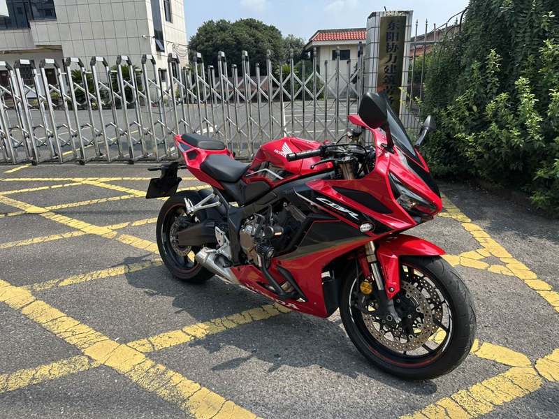二手本田CBR650R