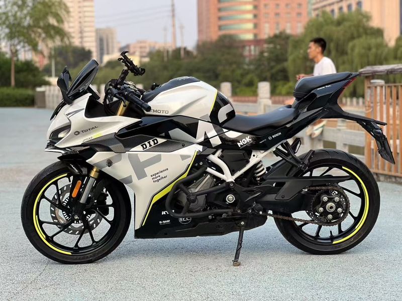 二手春风250SR
