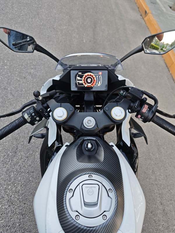 二手春风250SR