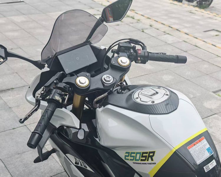 二手春风250SR