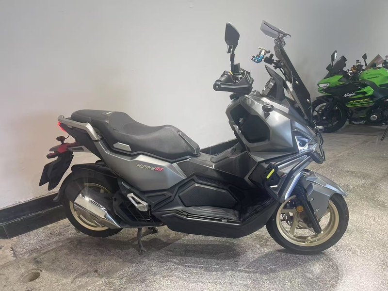 二手三阳哈士奇 Husky ADV150