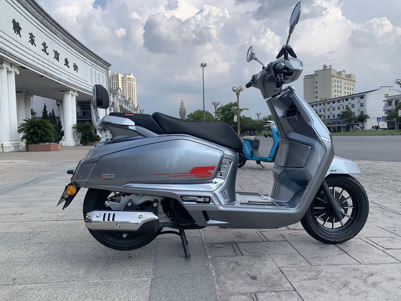 二手QJMOTOR阳光迪诺