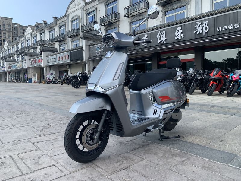 二手QJMOTOR阳光迪诺