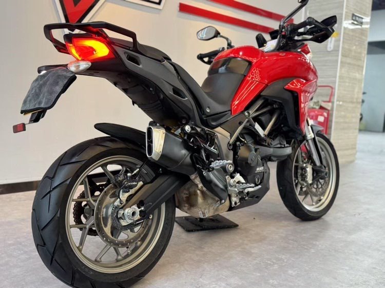 二手杜卡迪Hypermotard 950