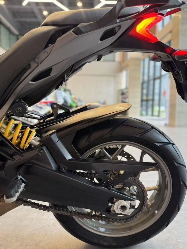 二手杜卡迪Hypermotard 950