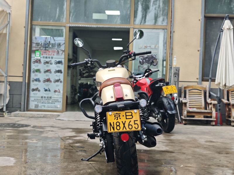 二手QJMOTOR闪300